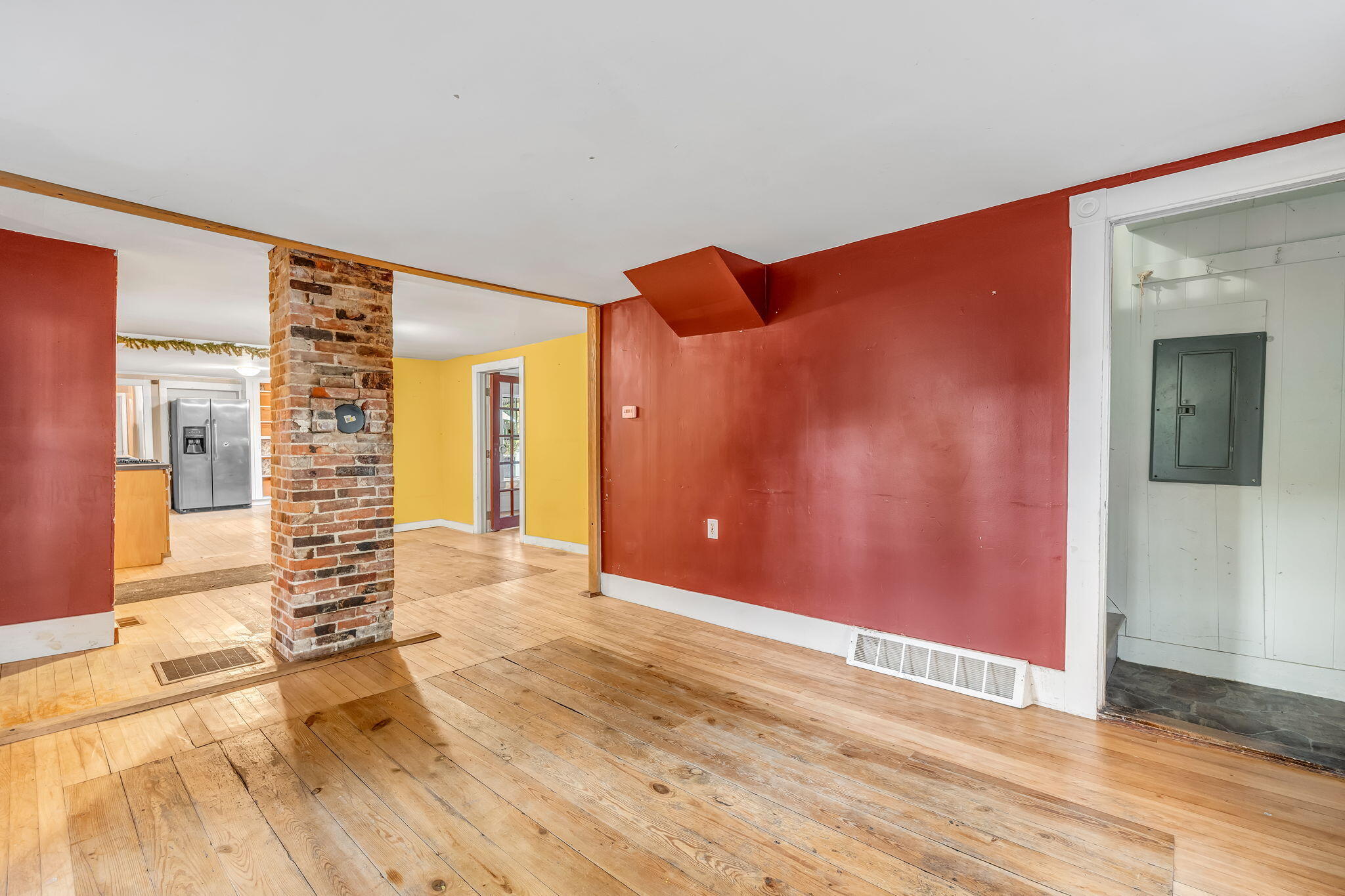 8 Carter Avenue
