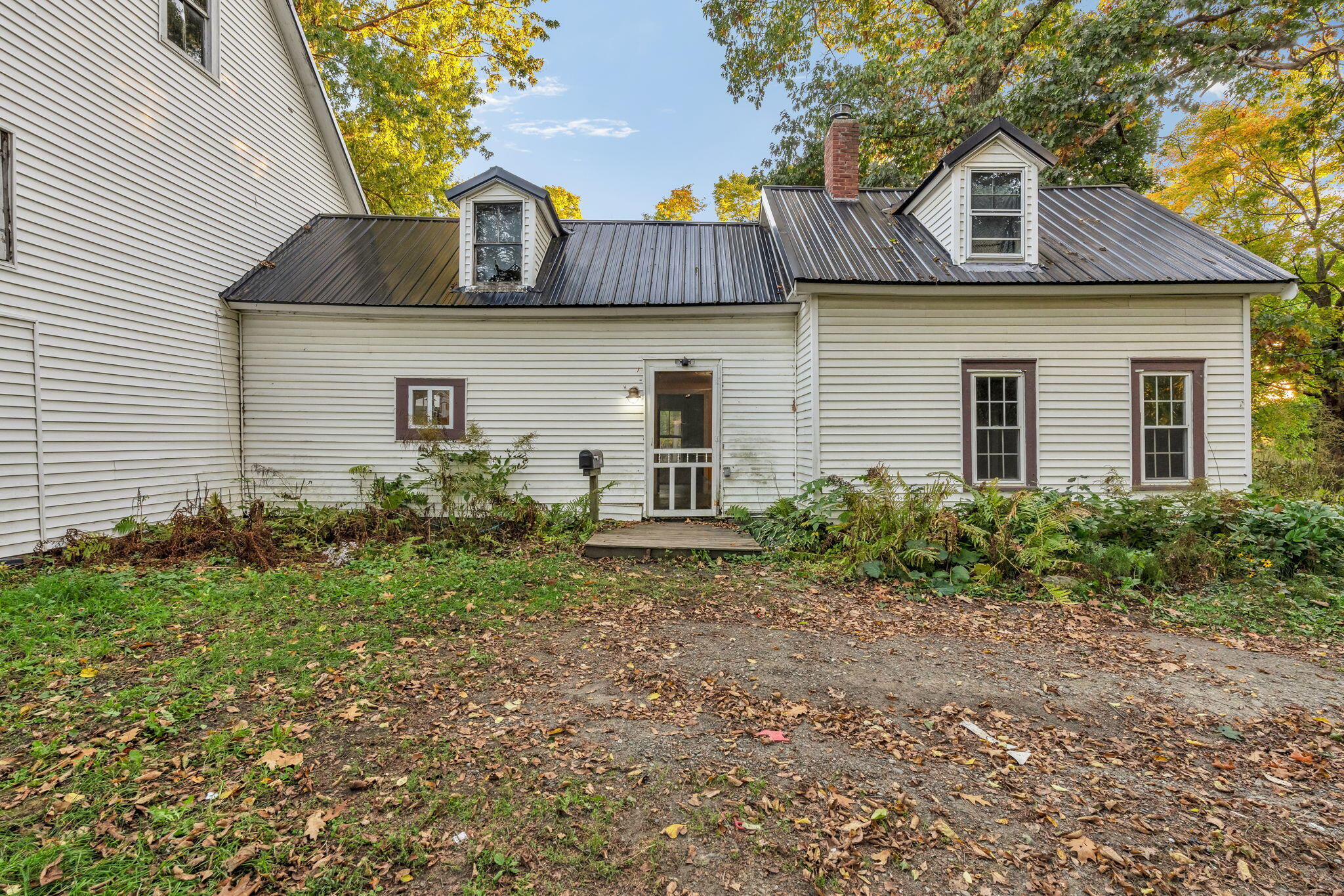 8 Carter Avenue