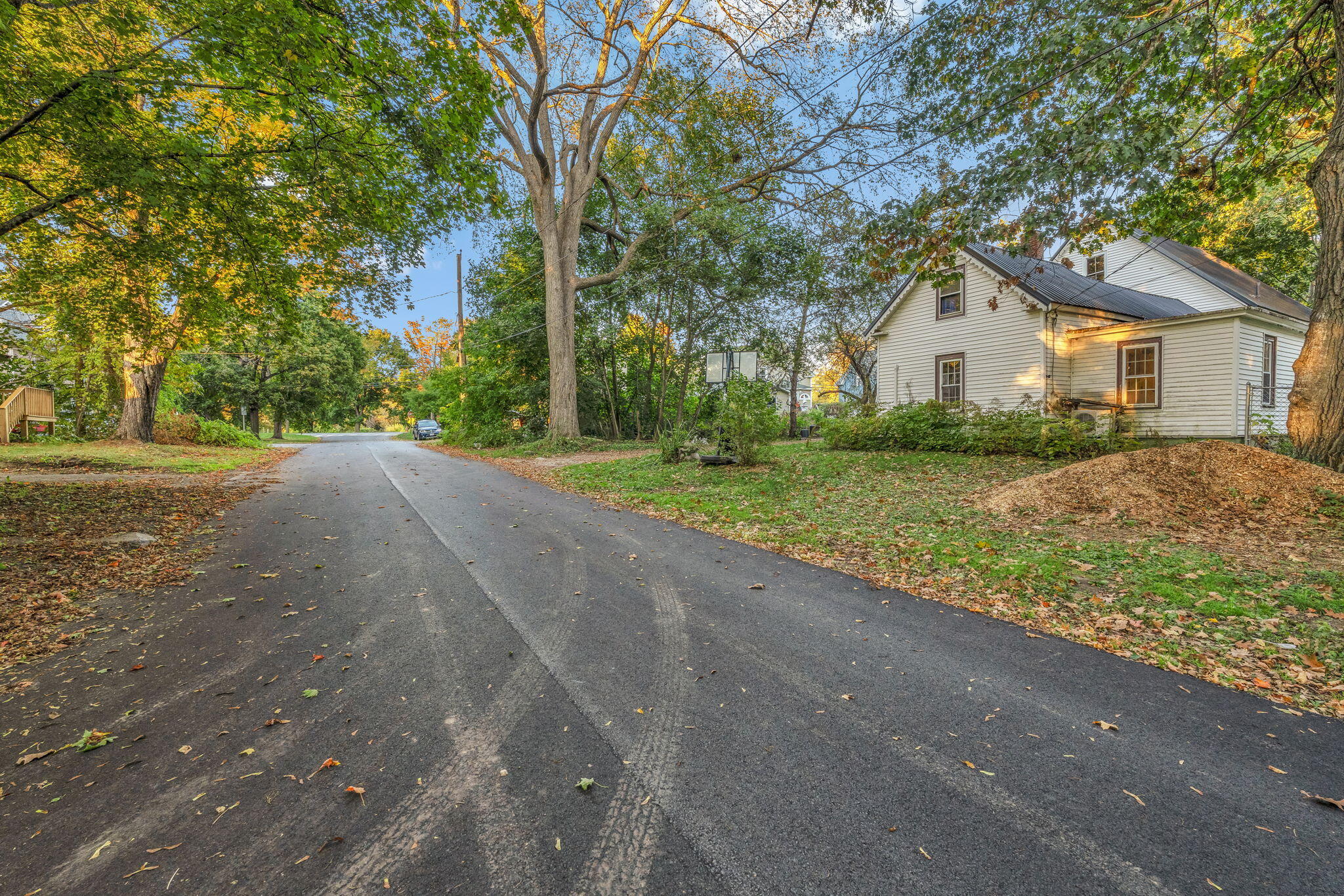 8 Carter Avenue