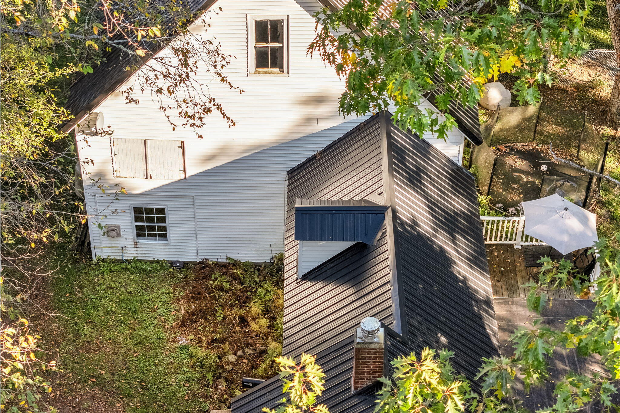 8 Carter Avenue