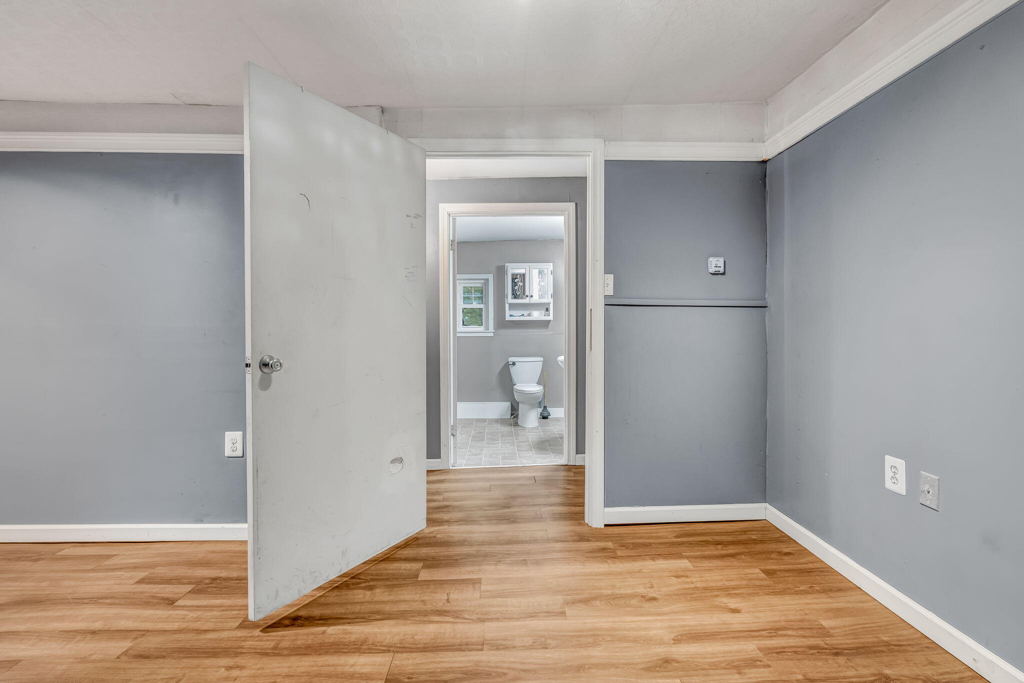 8 Carter Avenue