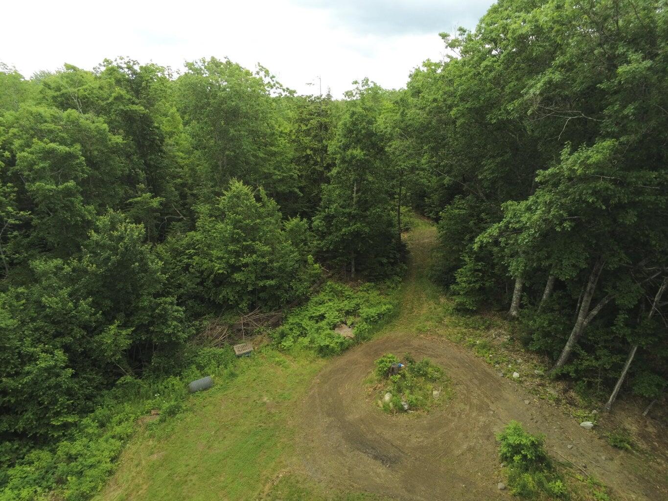 1083 North Road
