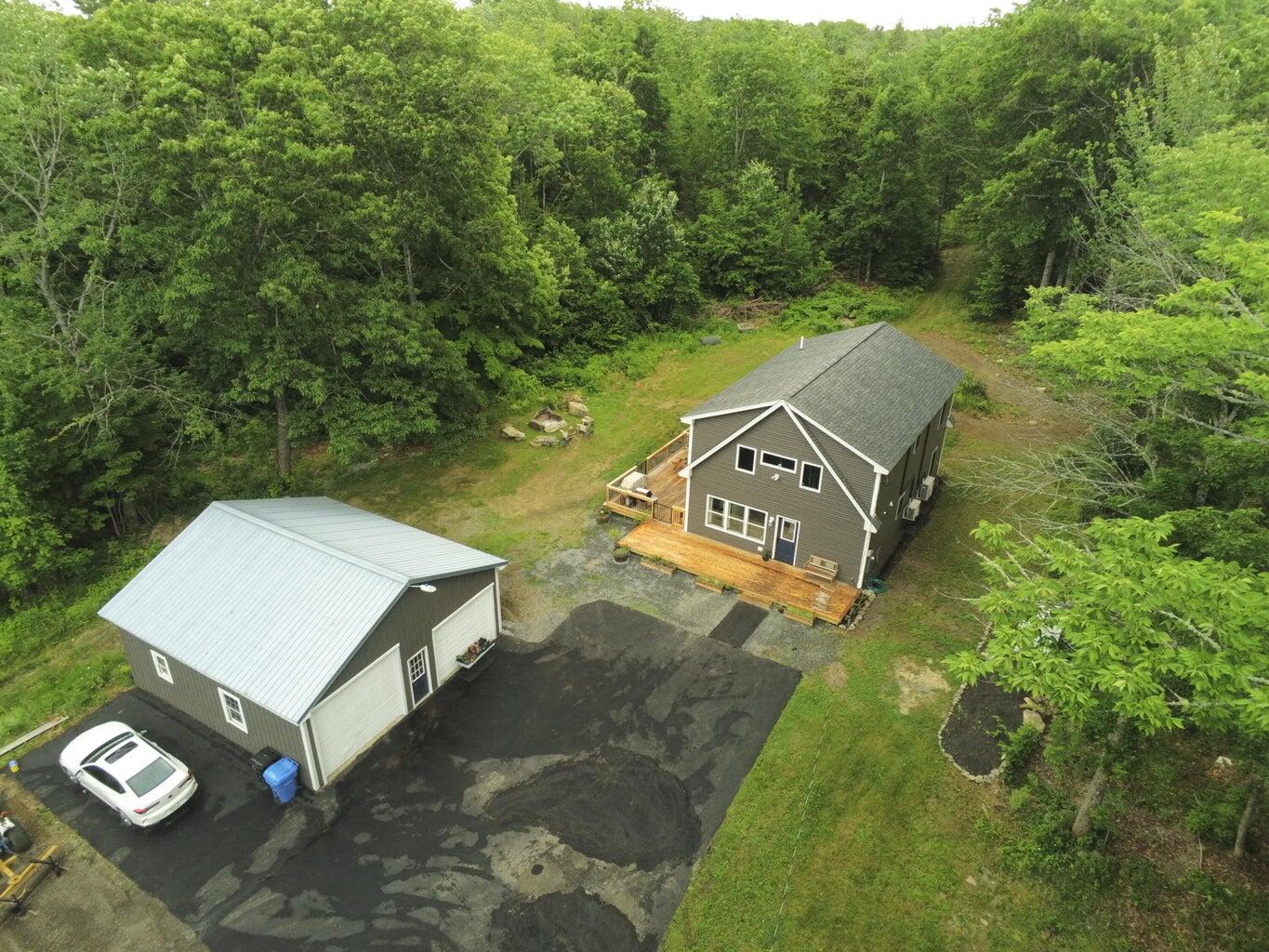 1083 North Road
