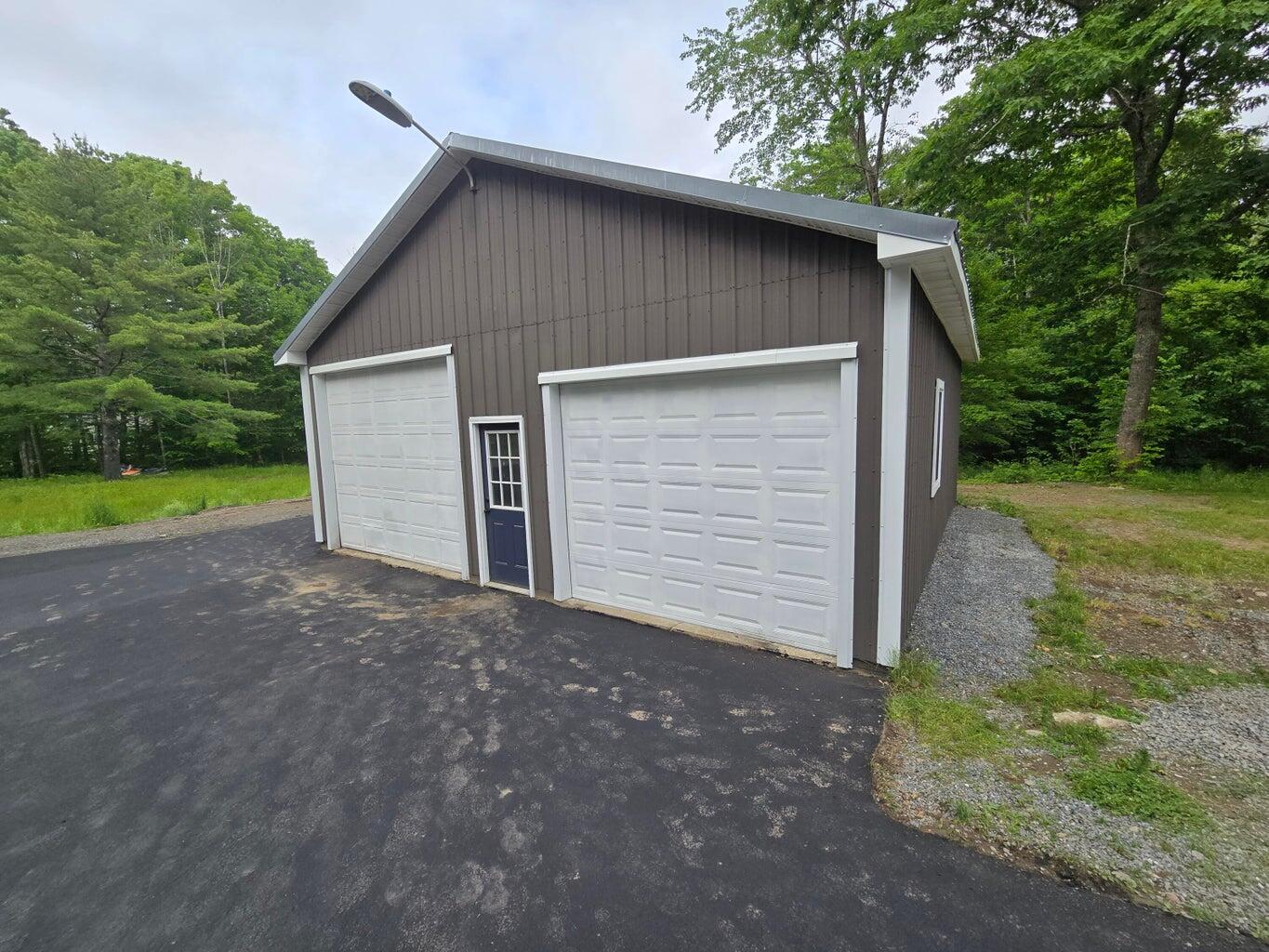 1083 North Road