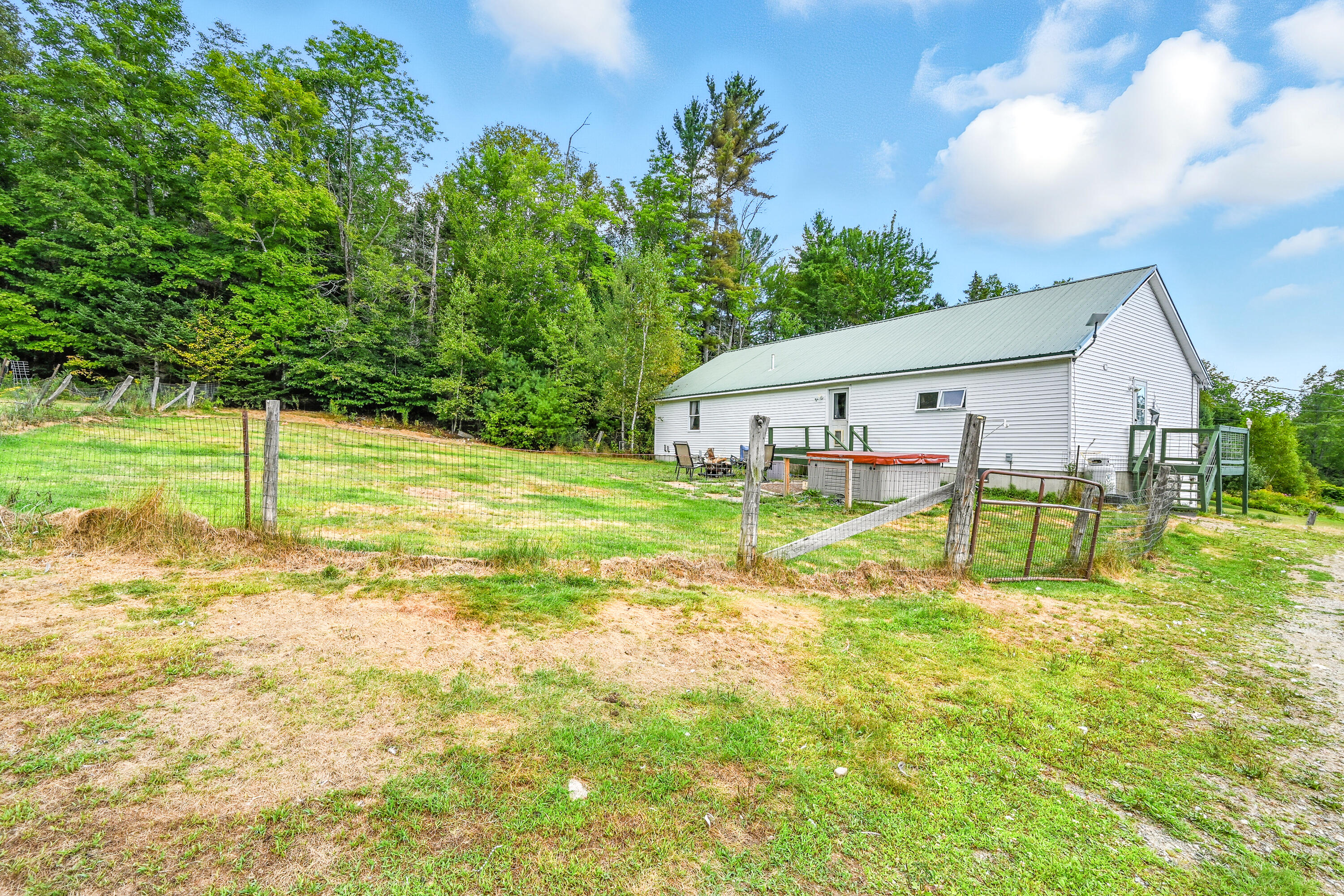 138 Lovejoy Road