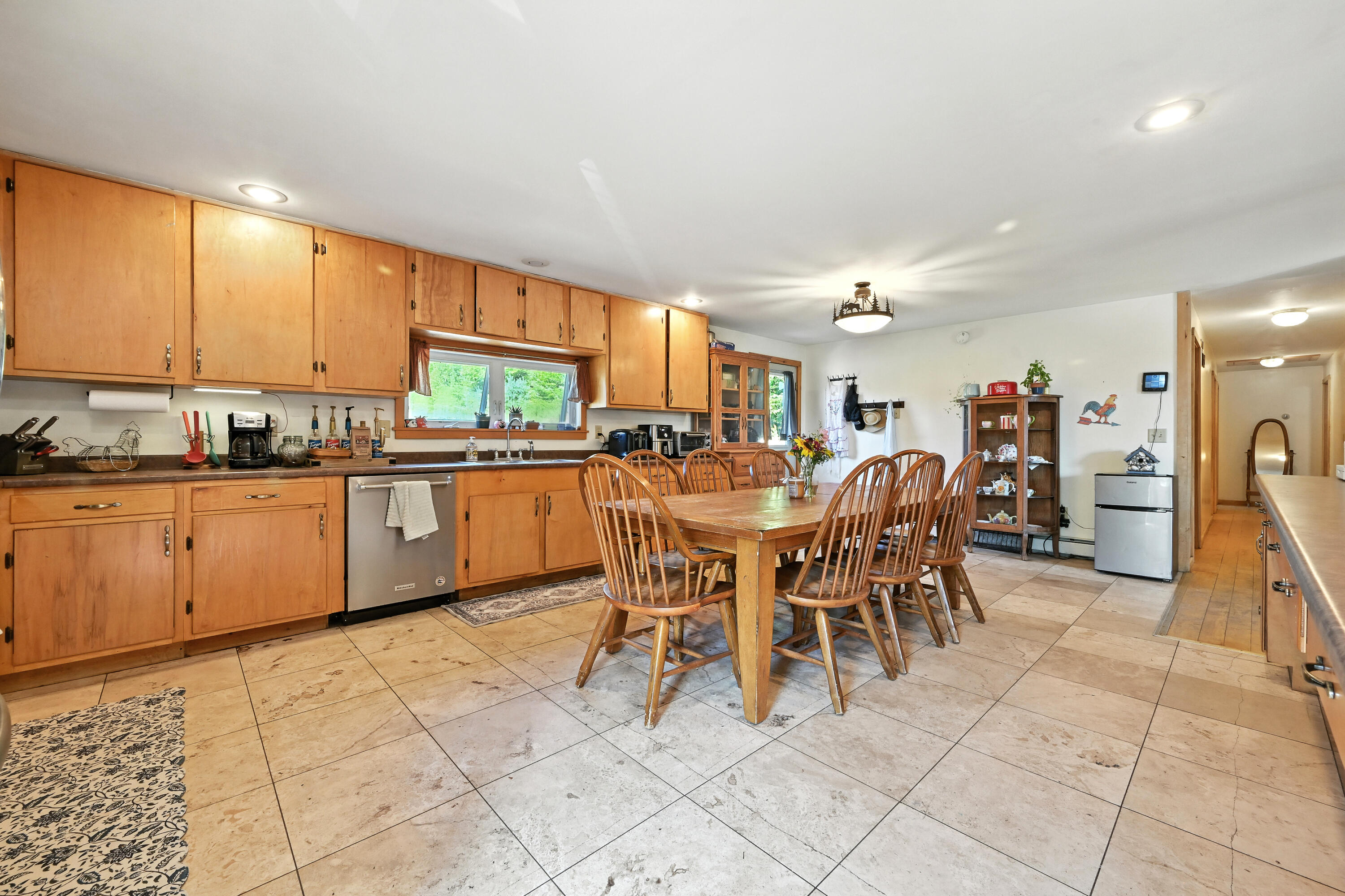 138 Lovejoy Road