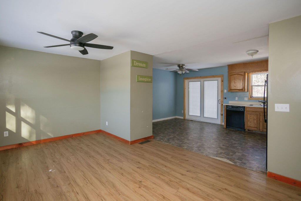 127 Meadow Lane