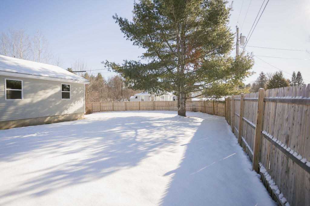 127 Meadow Lane