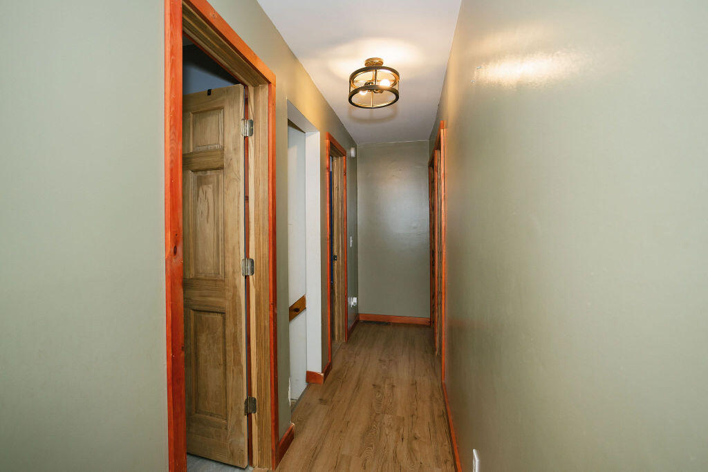 127 Meadow Lane