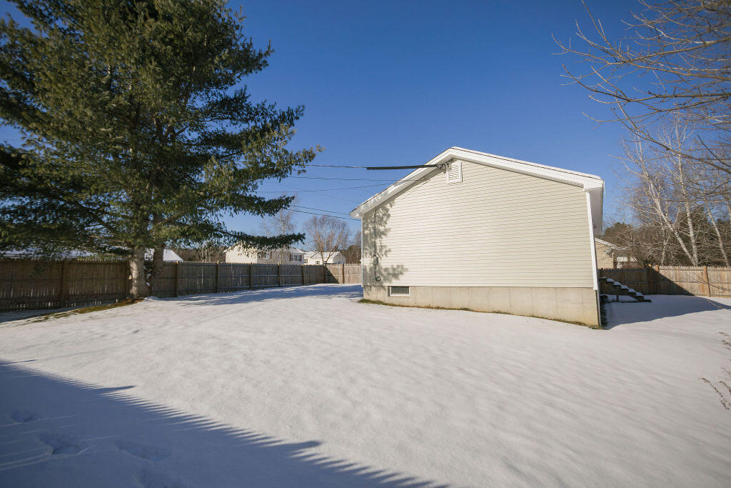 127 Meadow Lane