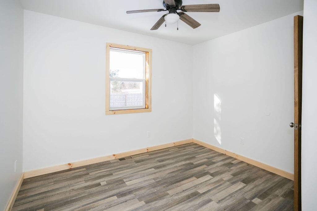 127 Meadow Lane