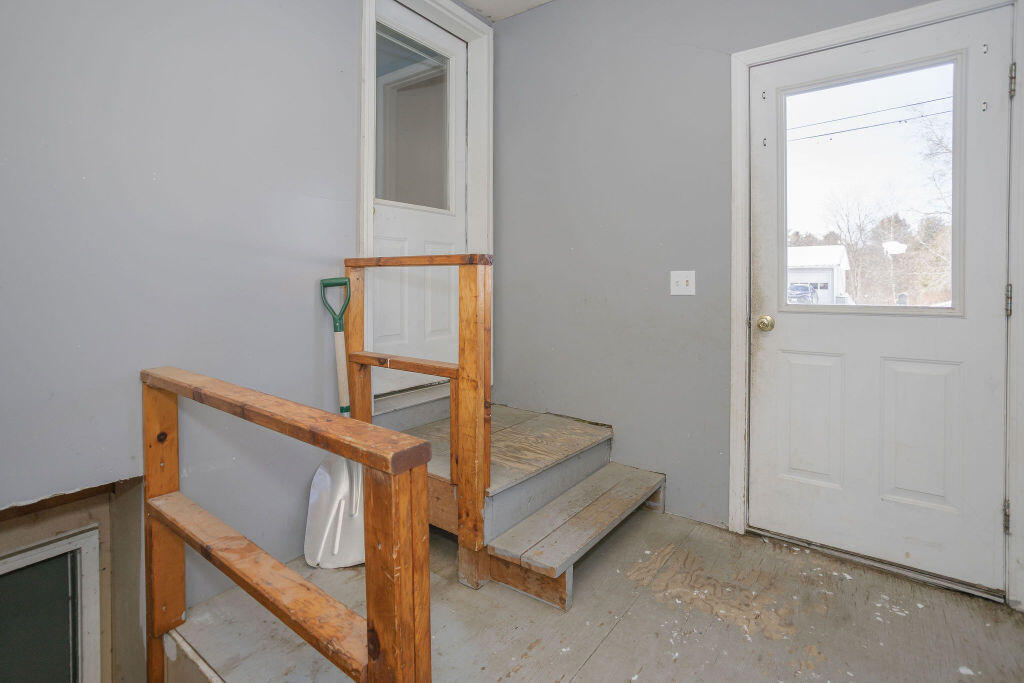 127 Meadow Lane