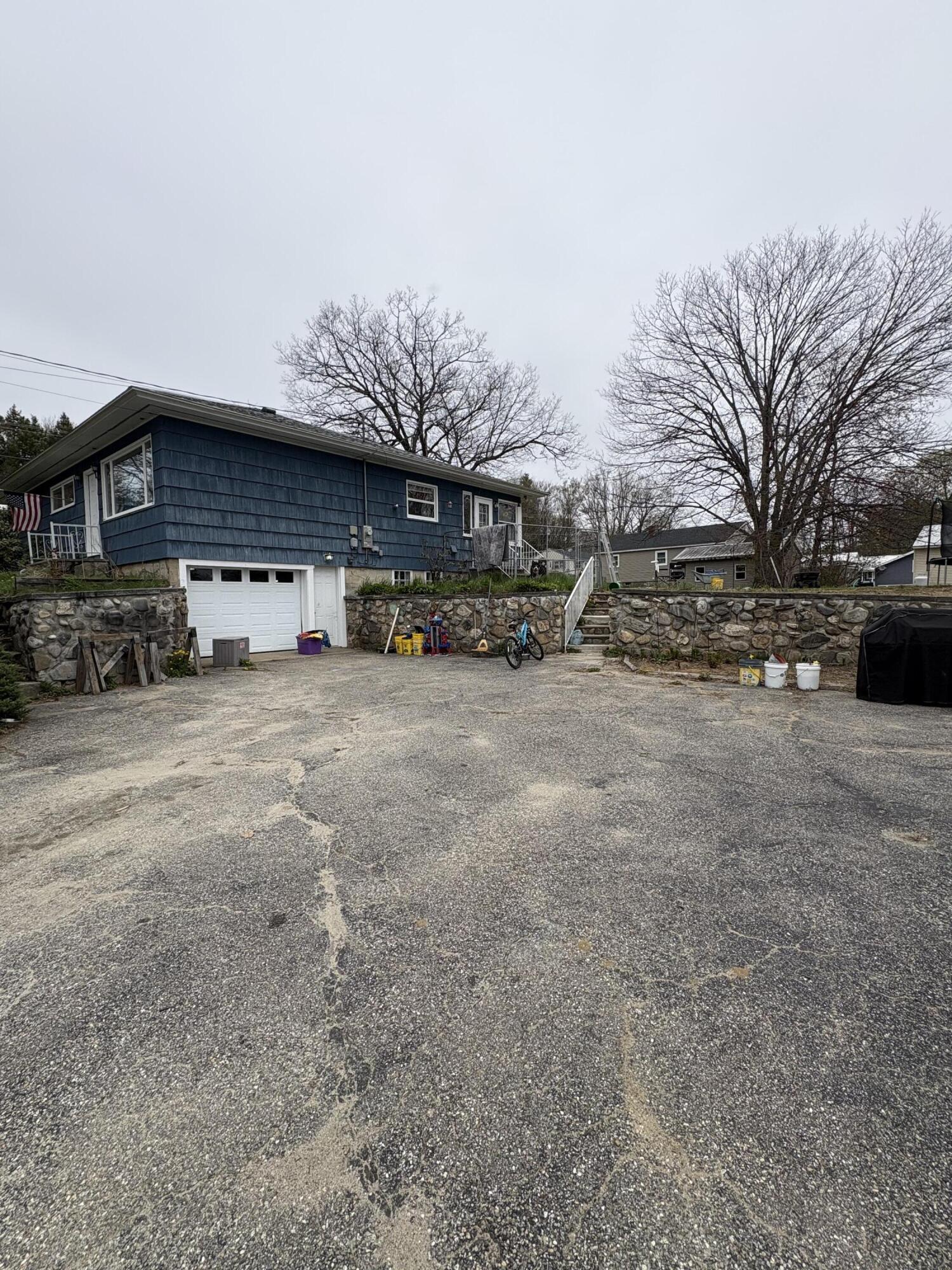 5 Western Avenue