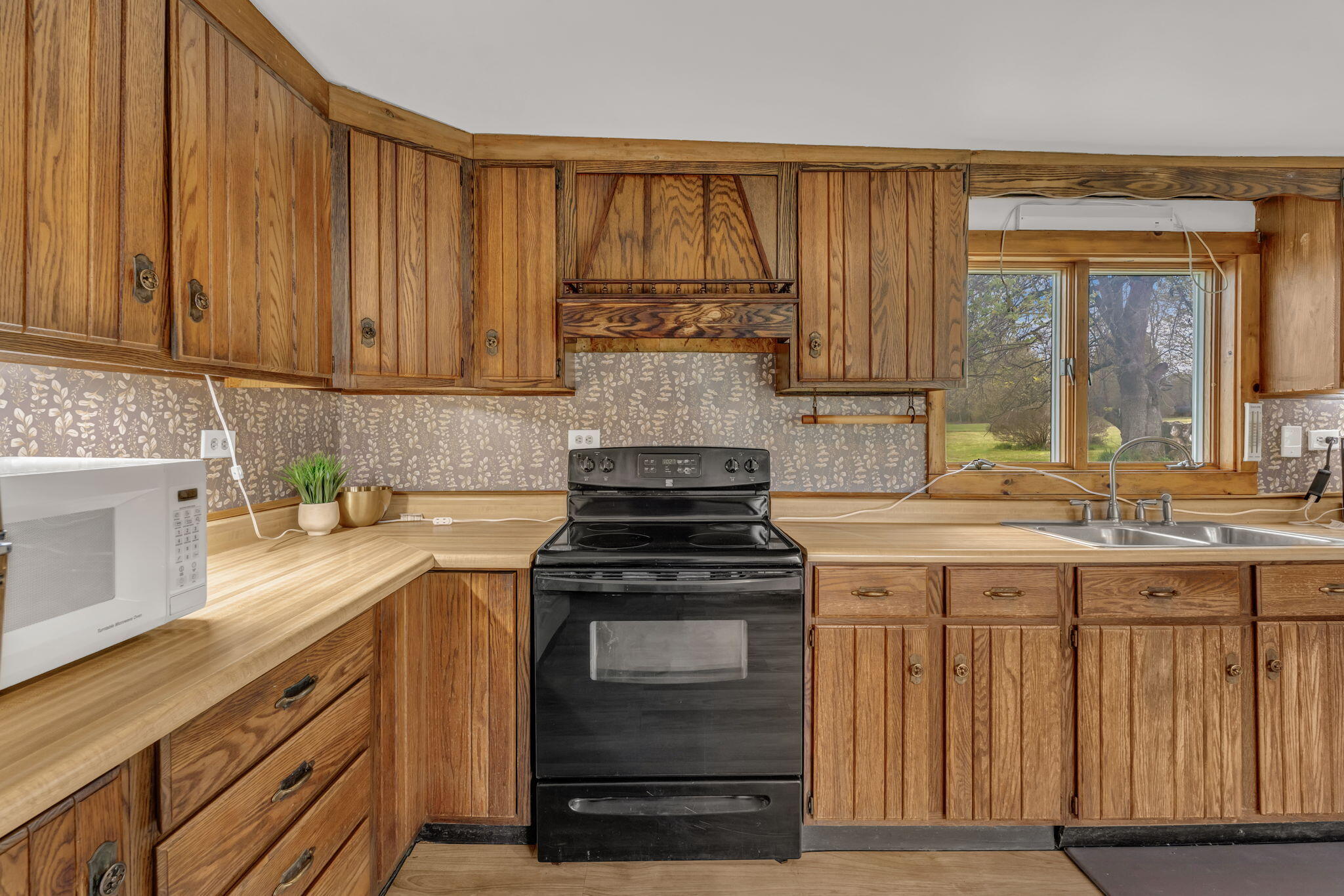 402 Webb Ridge Road