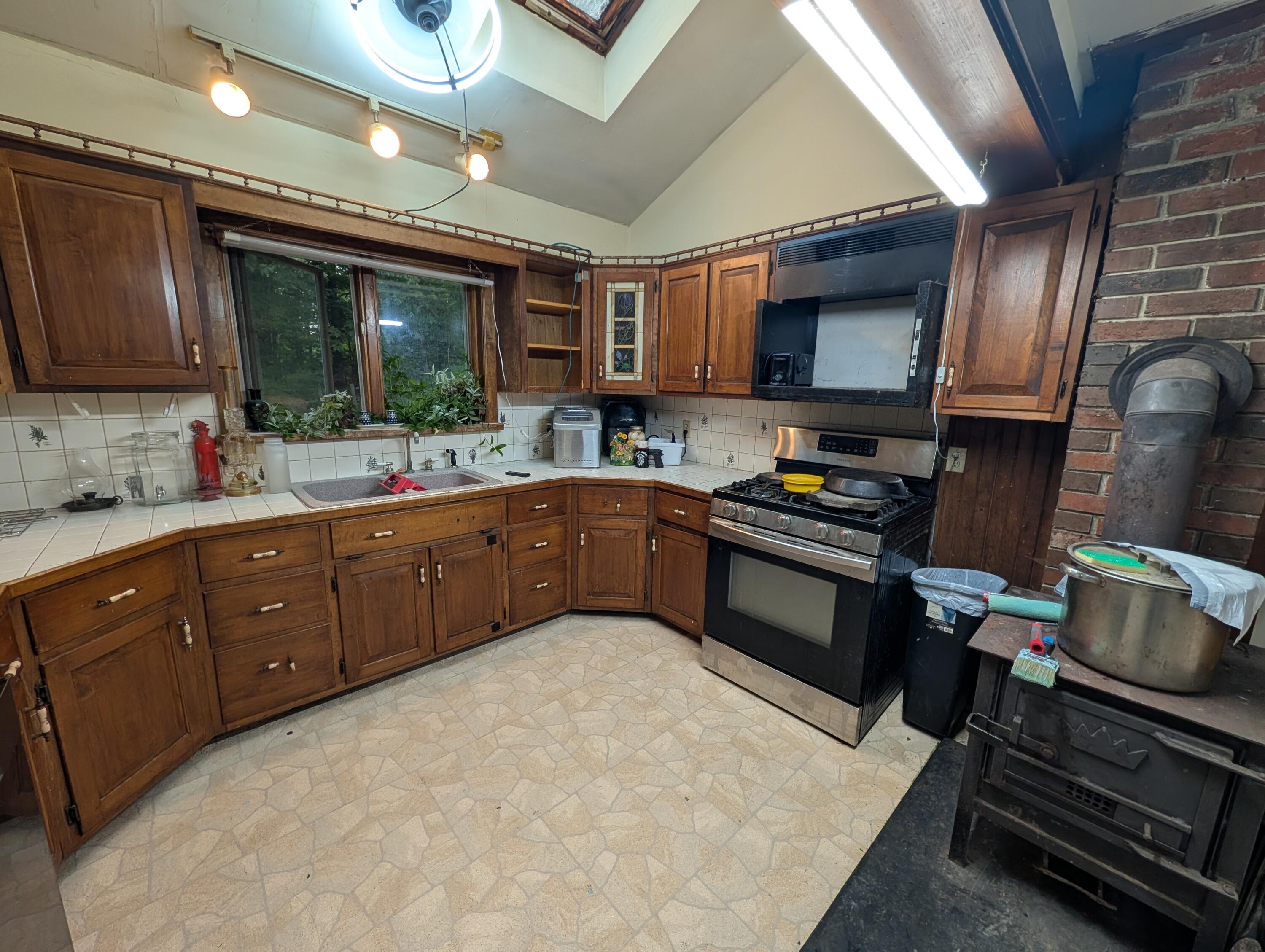 1816 Dexter Road, Dover-Foxcroft