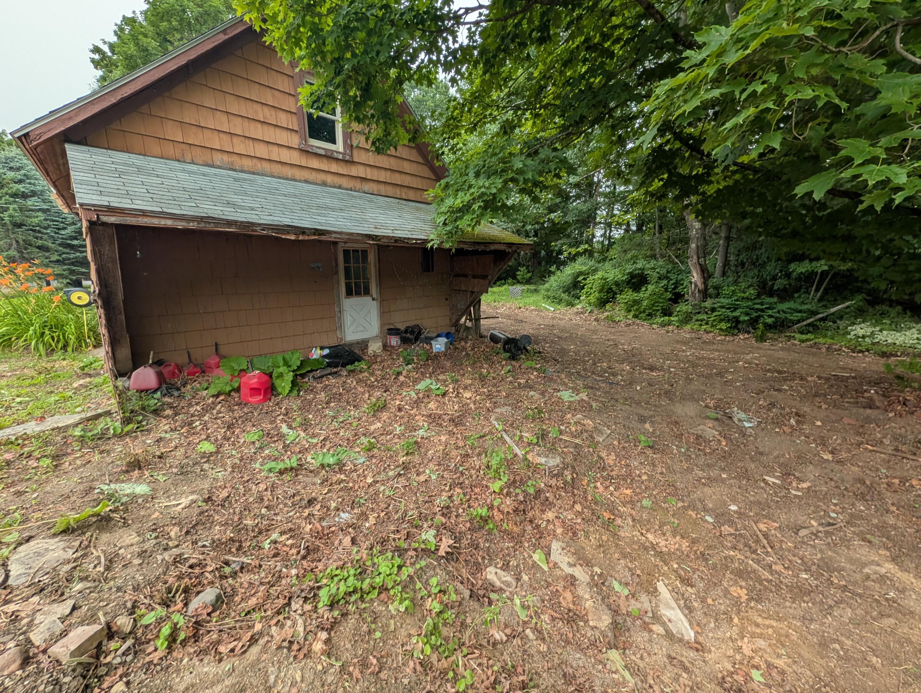 1816 Dexter Road, Dover-Foxcroft