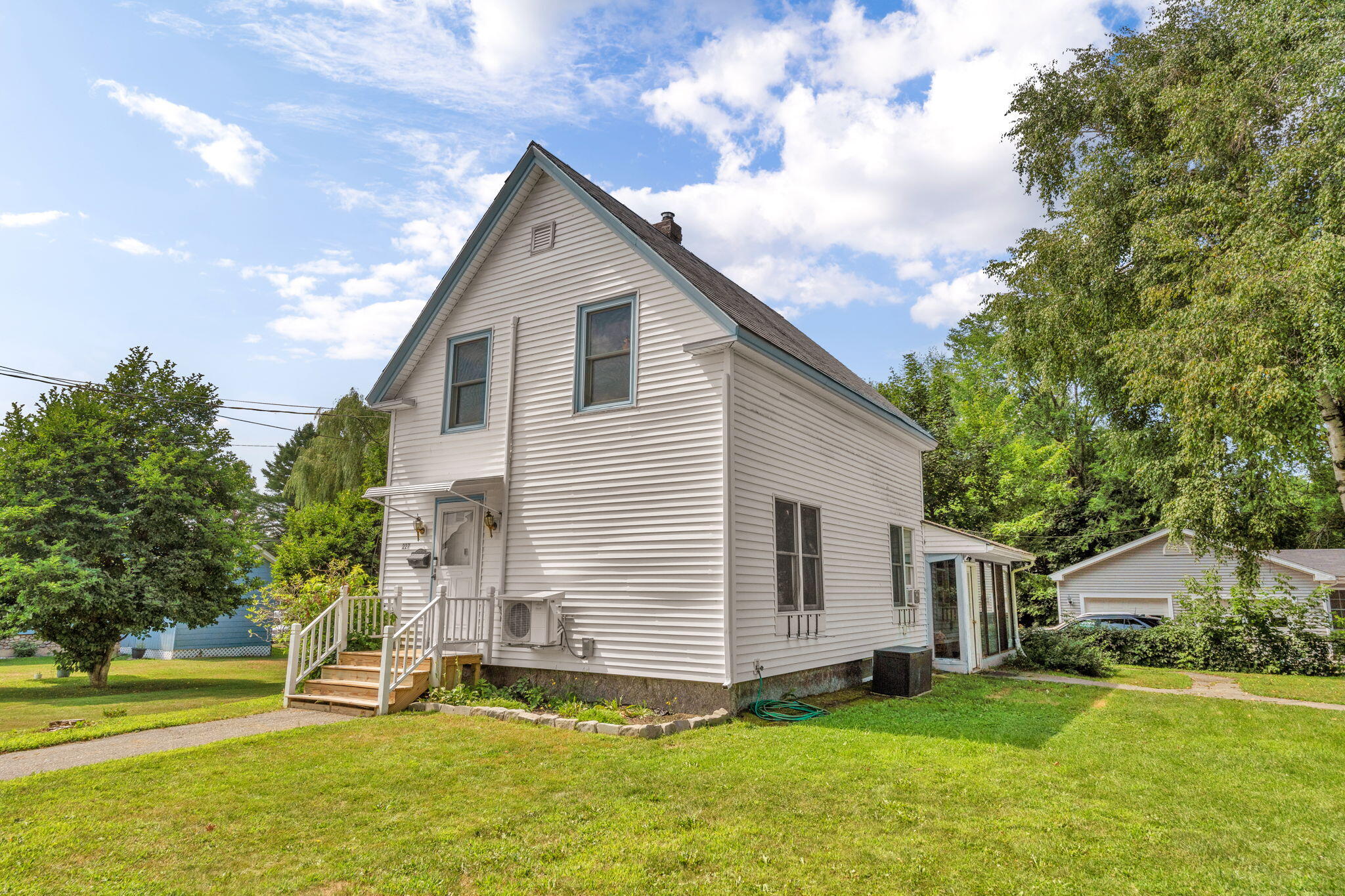 227 Bates Street