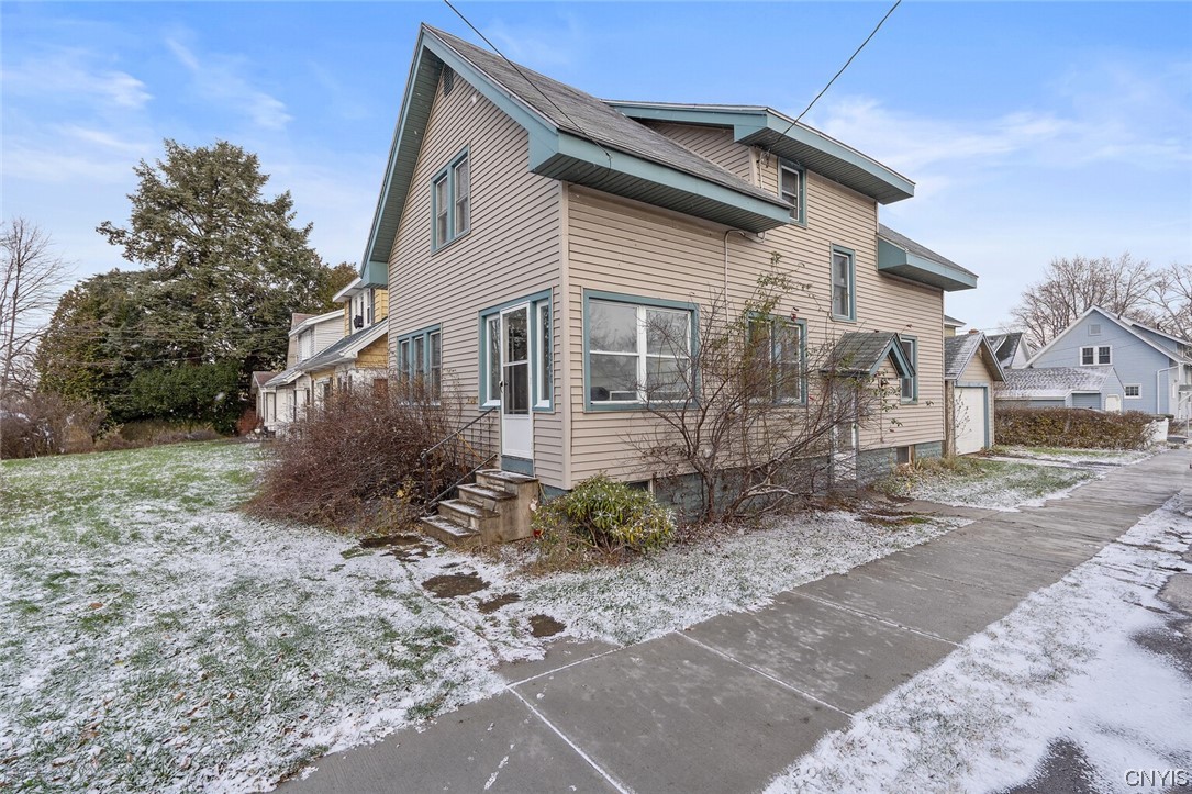 300 Norwood Avenue