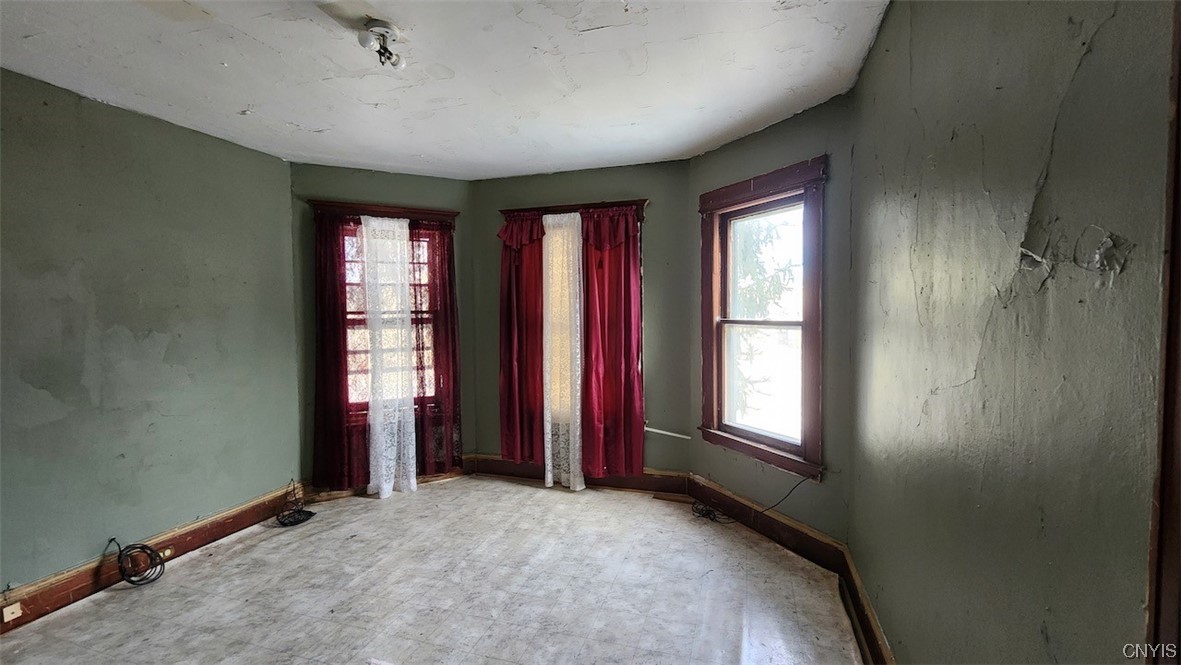 120 Mcallister Avenue