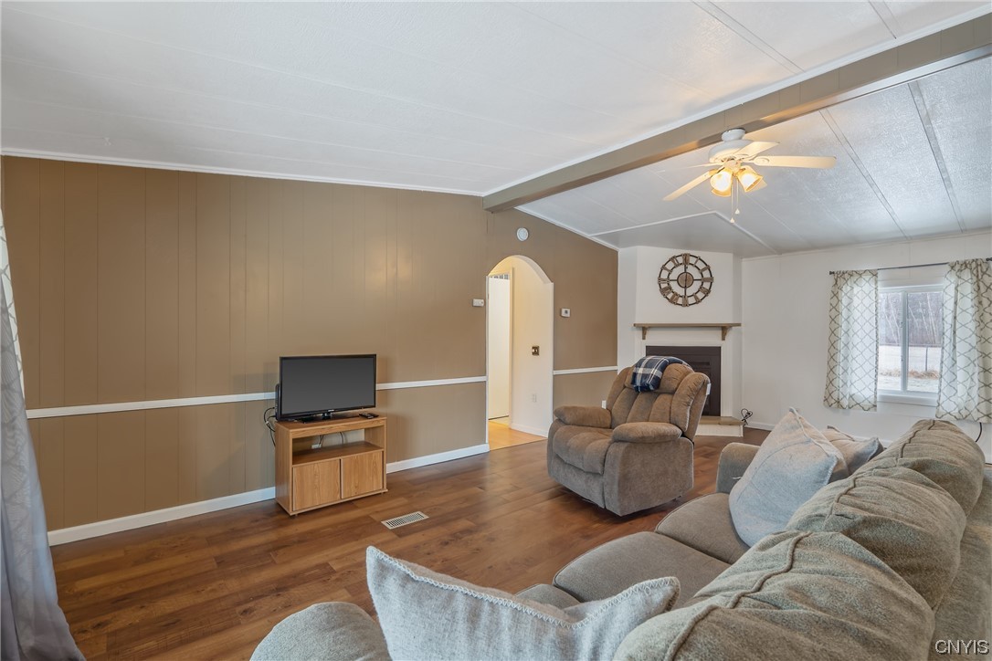 137 Searles Road