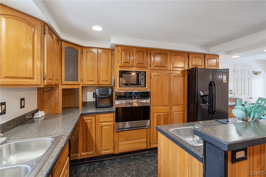 137 Searles Road