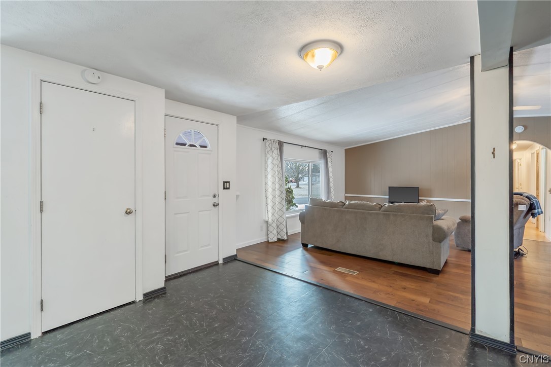 137 Searles Road