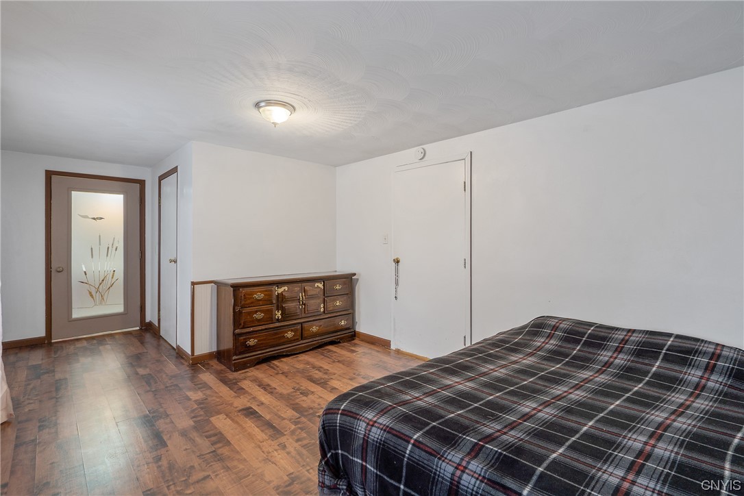137 Searles Road