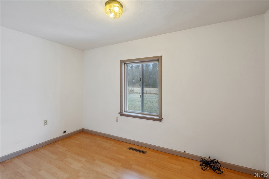137 Searles Road