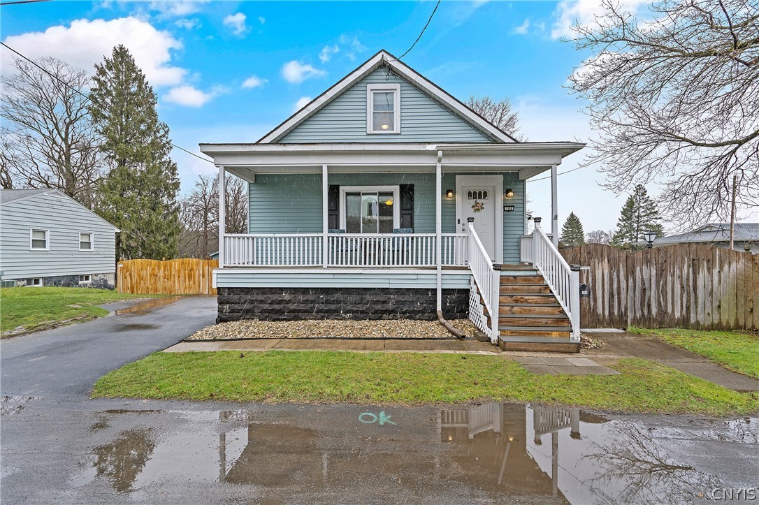 104 Wainwright Avenue