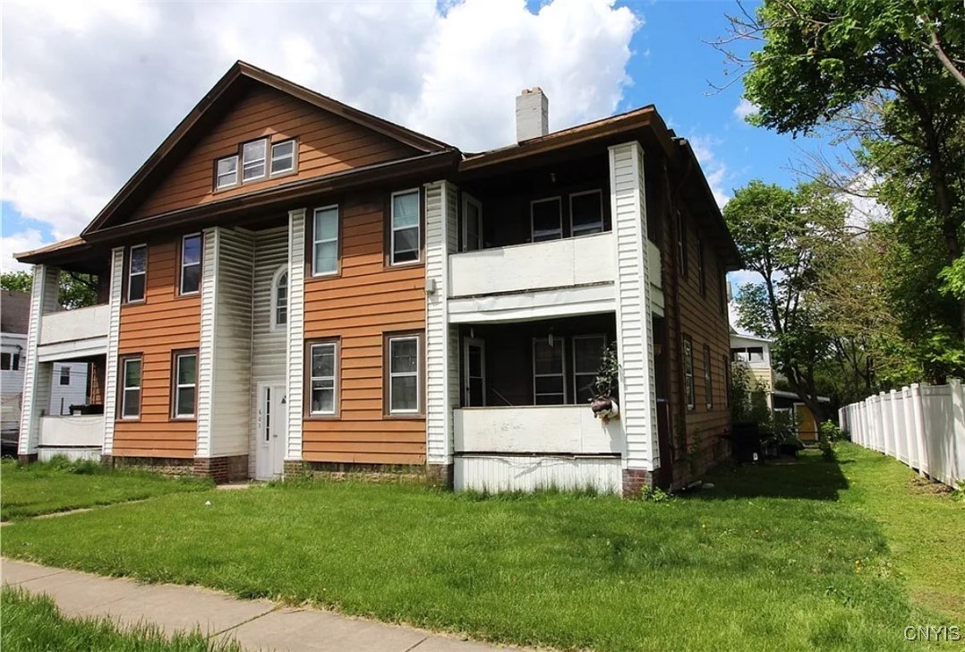 601-603 Court Street 1
