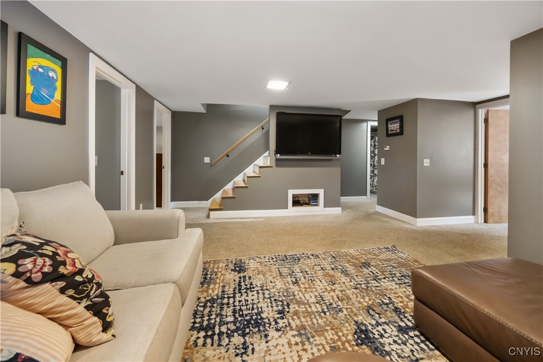 5231 East Foxhill Lane