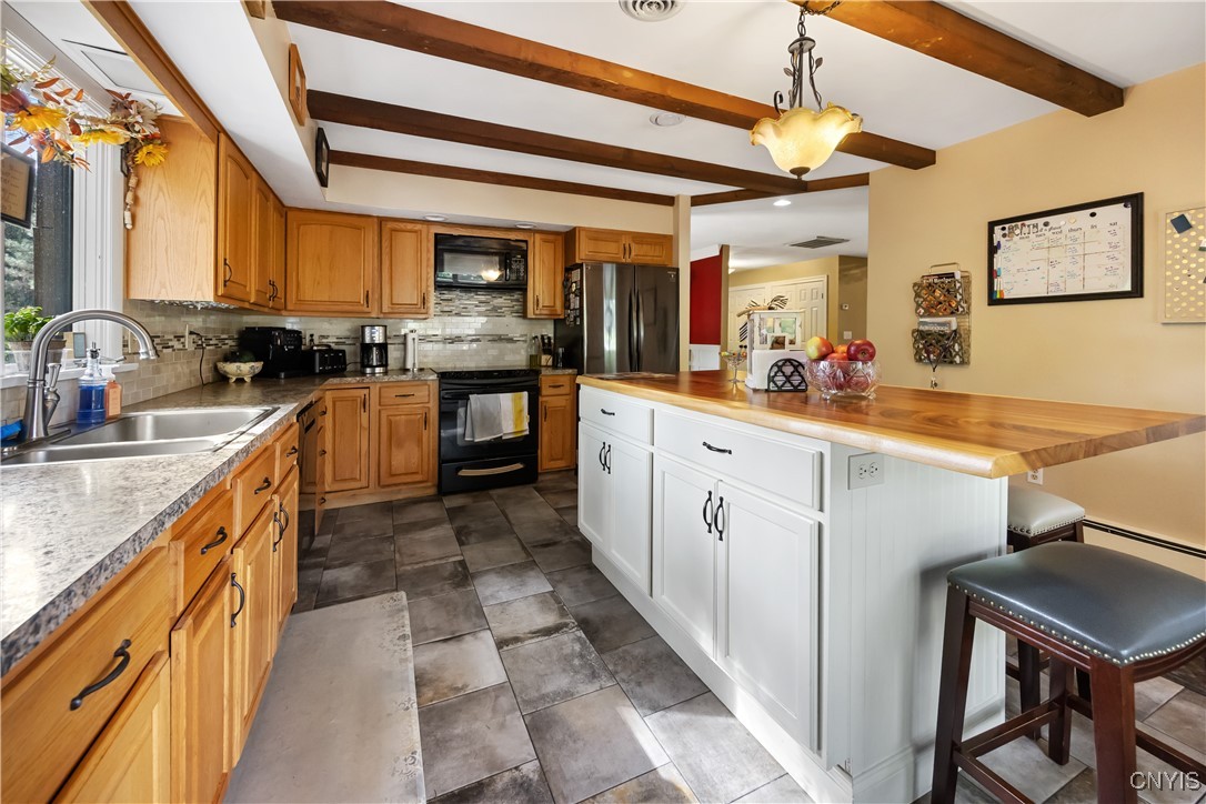 5231 East Foxhill Lane