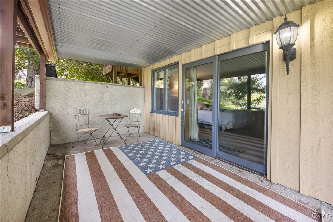 5231 East Foxhill Lane