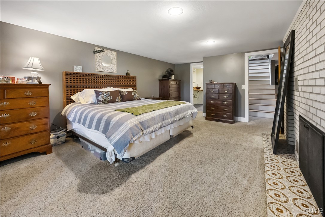 5231 East Foxhill Lane