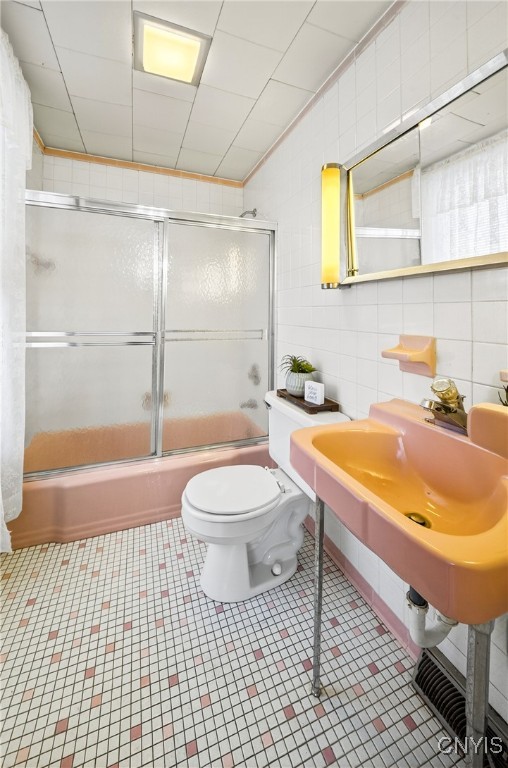 809 East Division Street