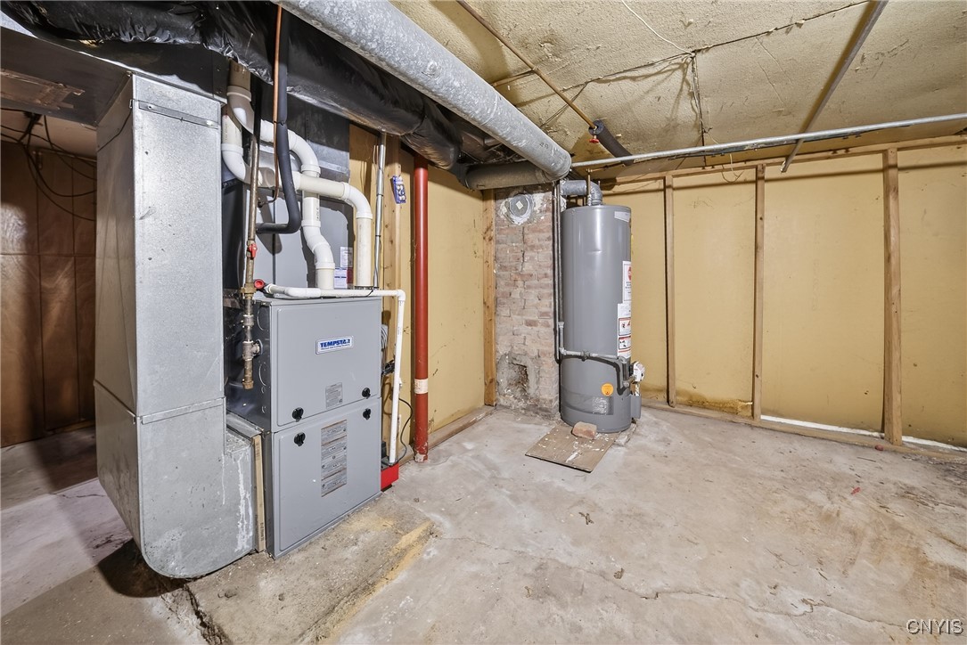 809 East Division Street