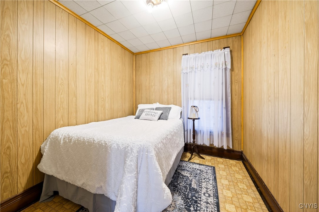 809 East Division Street