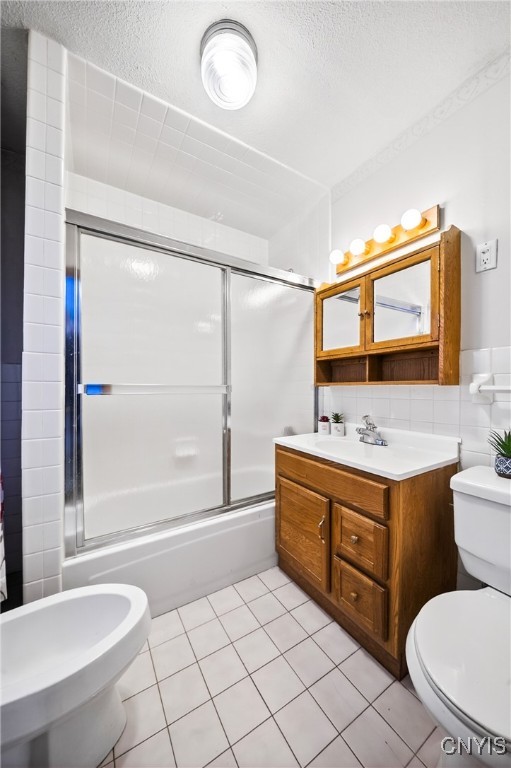 809 East Division Street