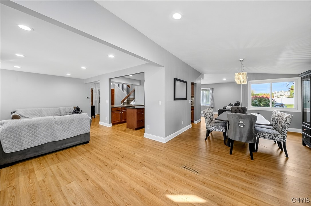 8302 Parker House Path