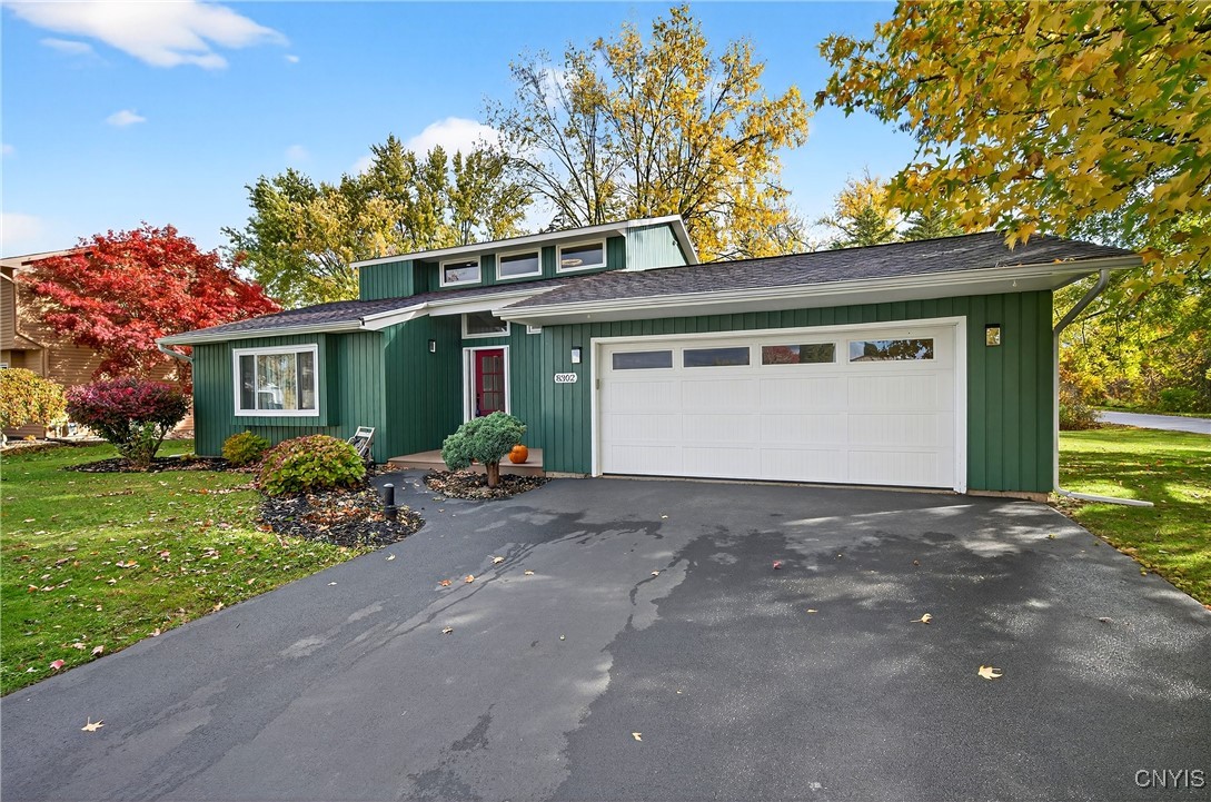 8302 Parker House Path