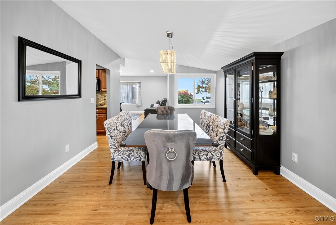 8302 Parker House Path