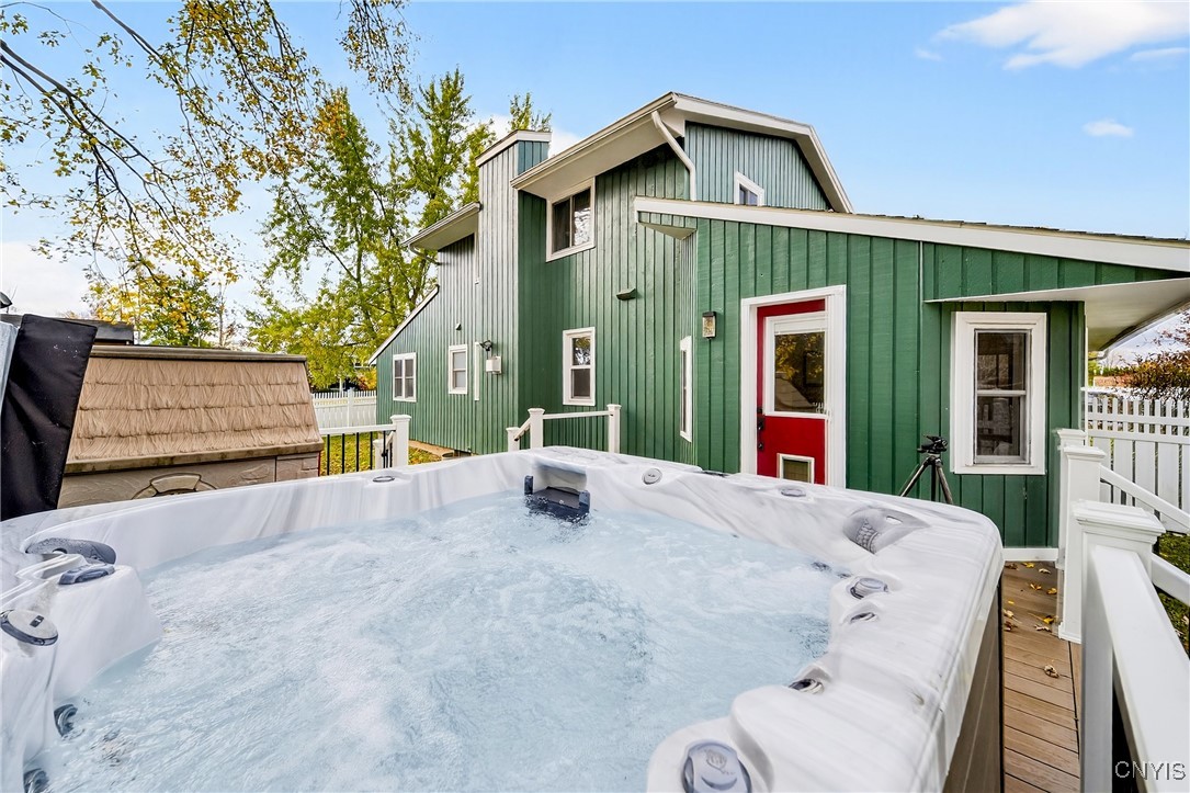 8302 Parker House Path