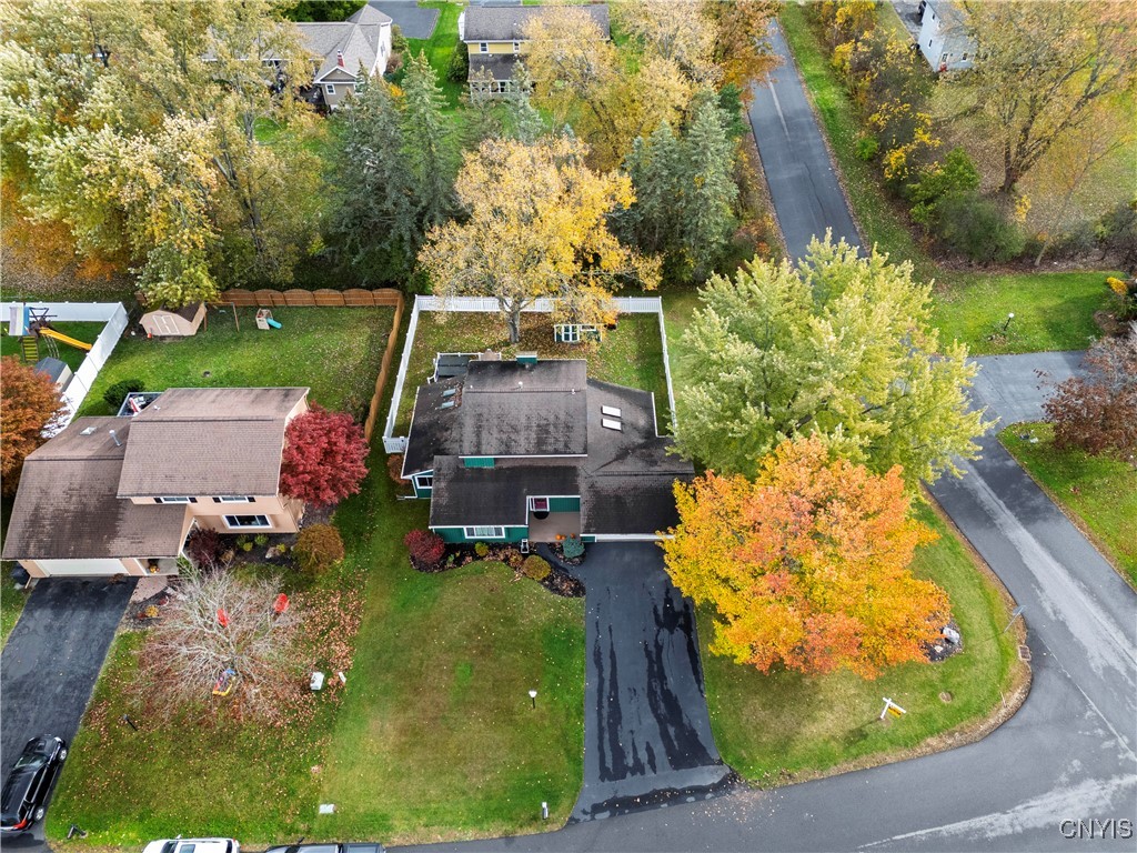 8302 Parker House Path