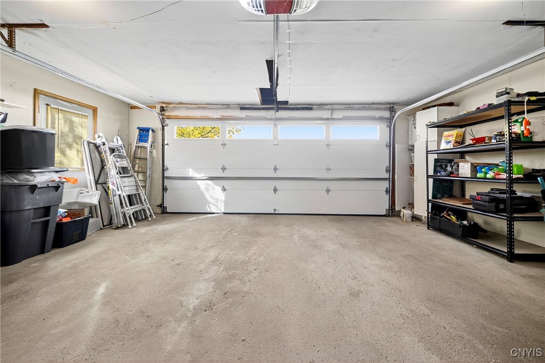 8302 Parker House Path