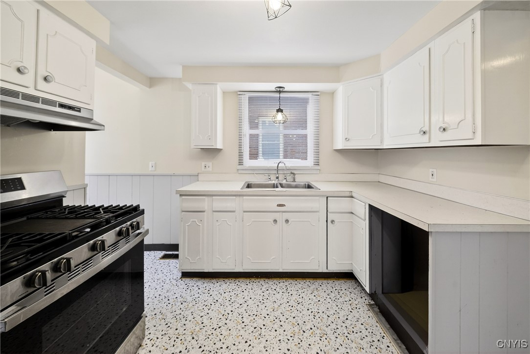 1521 Grant Boulevard