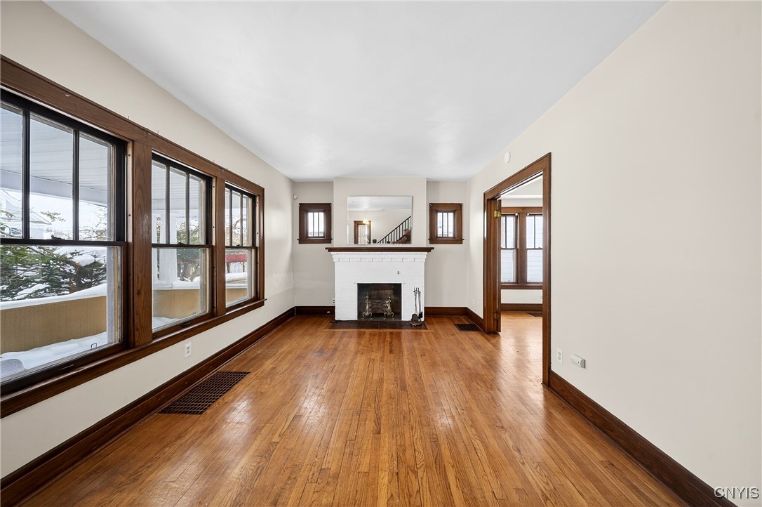 1521 Grant Boulevard