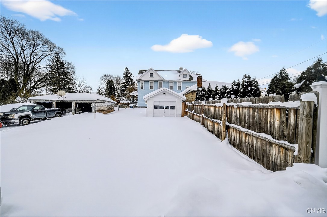 1521 Grant Boulevard