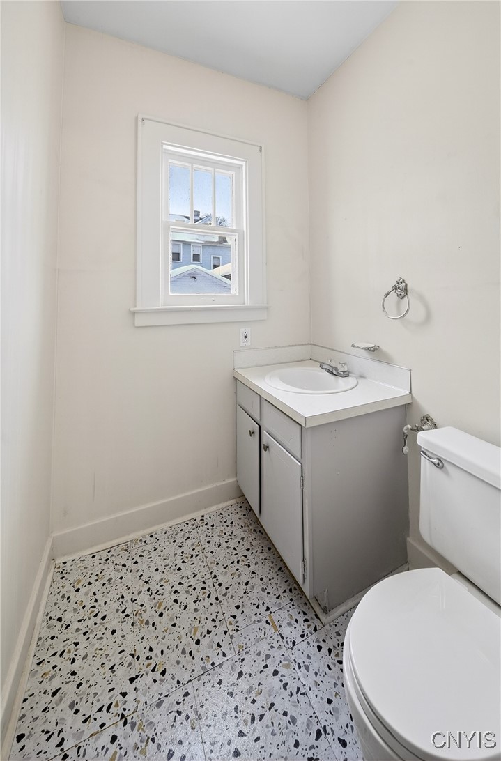 1521 Grant Boulevard