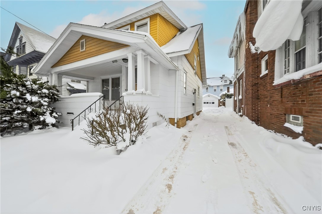 1521 Grant Boulevard