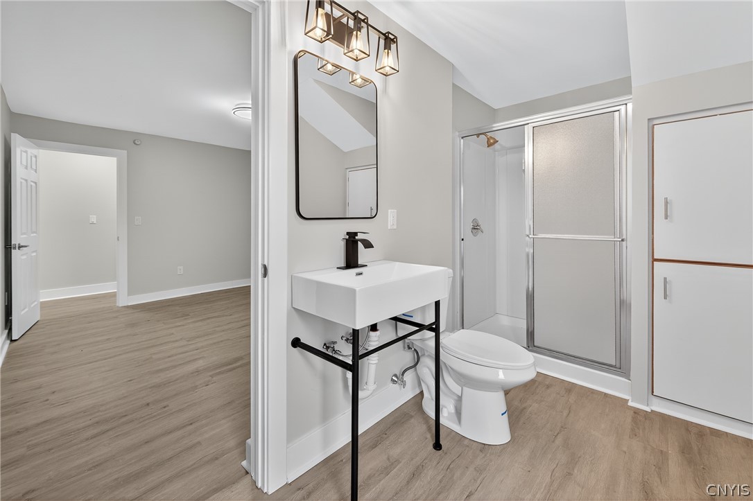 111 Maplehurst Avenue